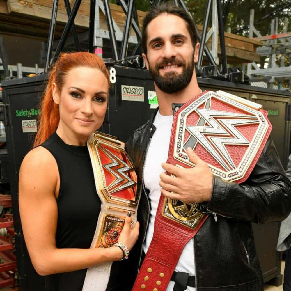 Becky Lynch – Seth Rollins