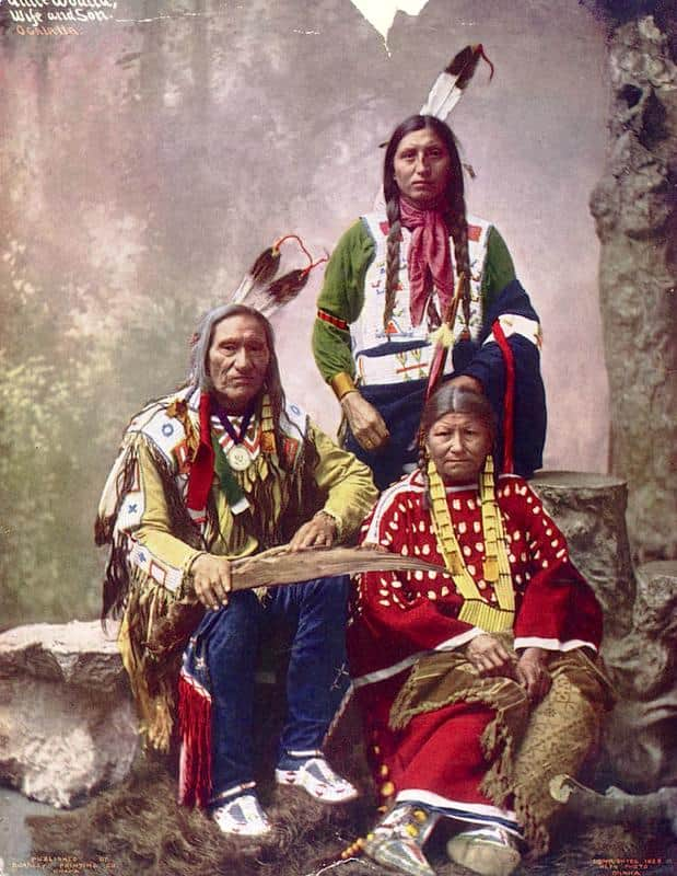 Chief Little Wound Of The Oglala Lakota And His Family, 1899