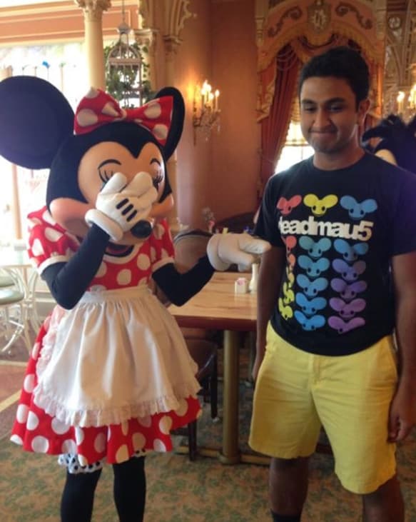 Even Minnie Made Fun Of Him