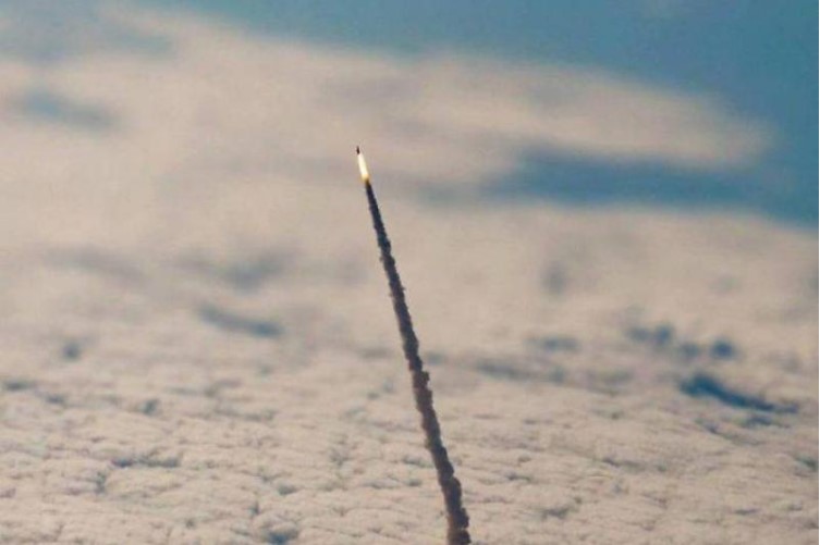 Space Shuttle Image Leaving The Atmosphere