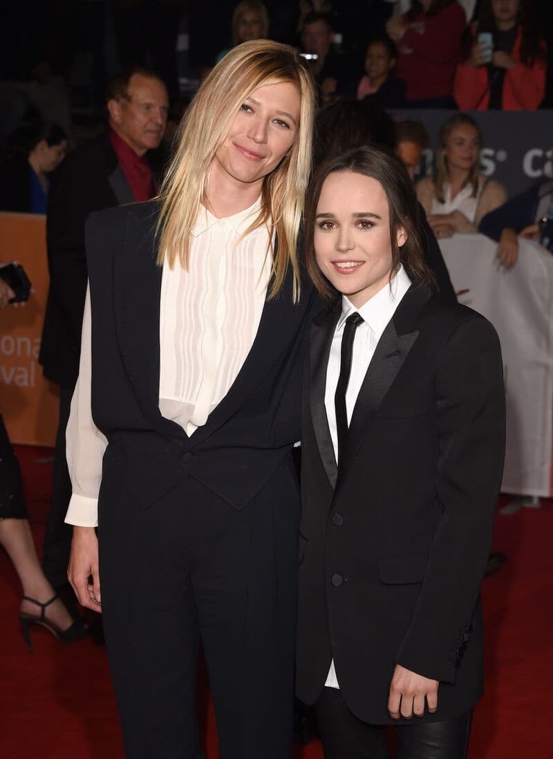 Ellen Page 5’1”