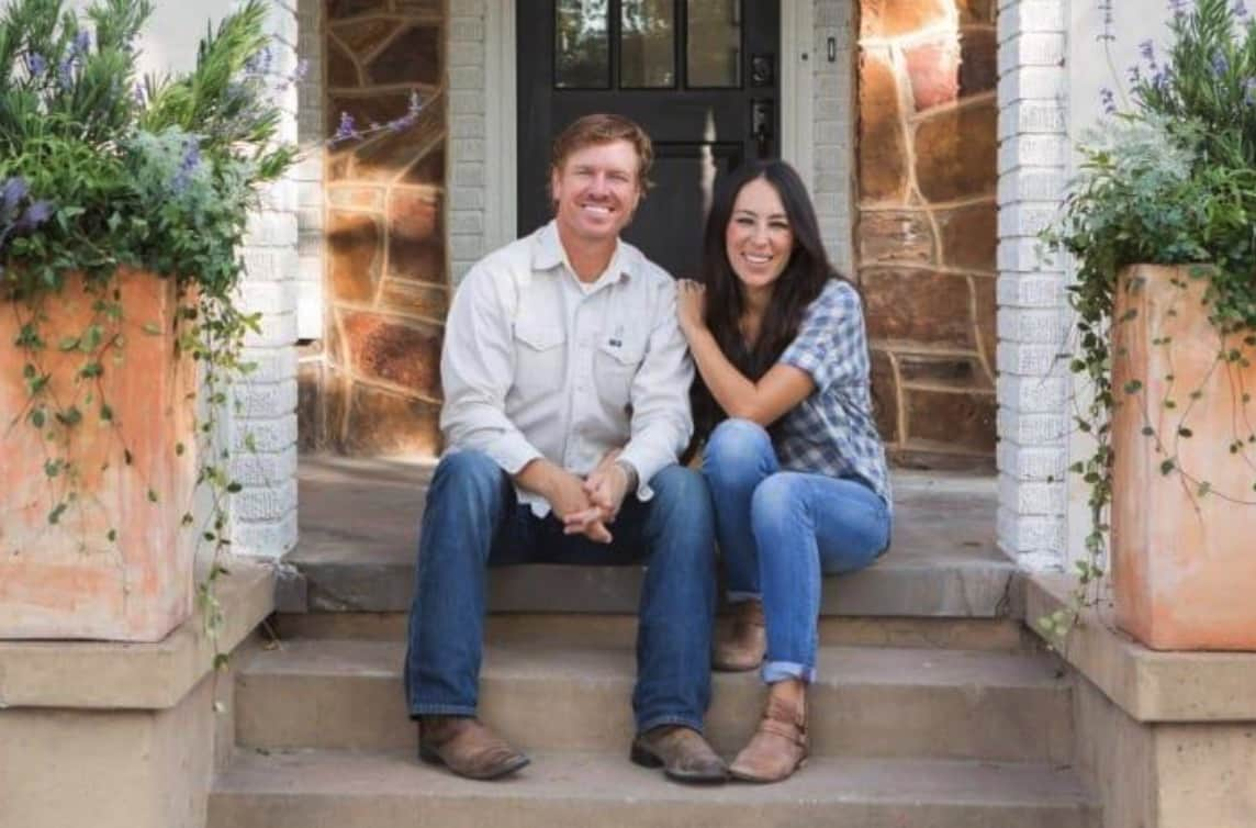 A Tour Of The Farmhouse That Chip And Joanna Gaines Call Home