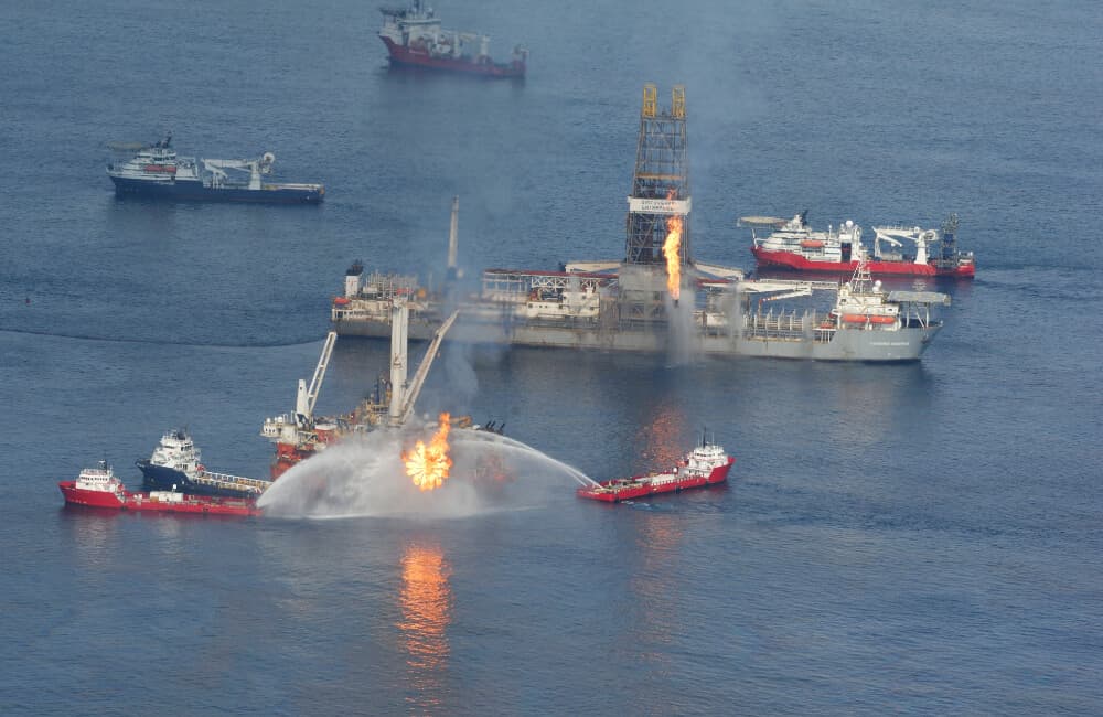 Deepwater Horizon Explosion And Oil Spill