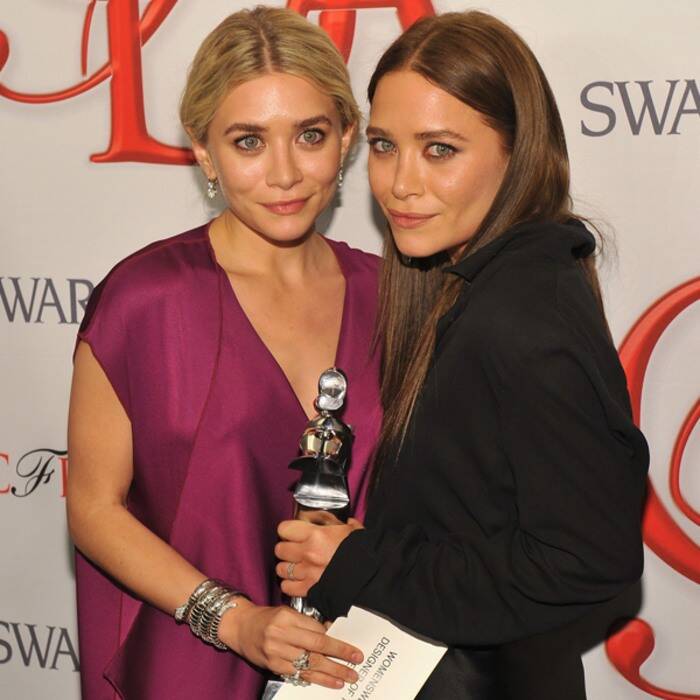 Fashion Designers Ashley And Mary Kate Olsen