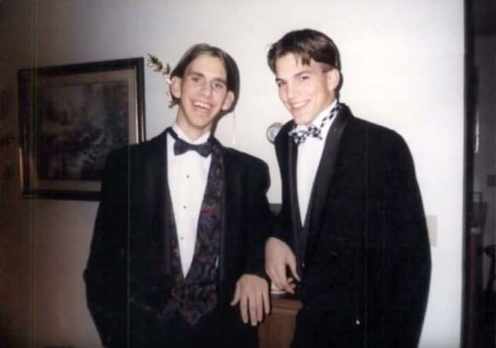 Ashton Kutcher And Michael Kutcher 2