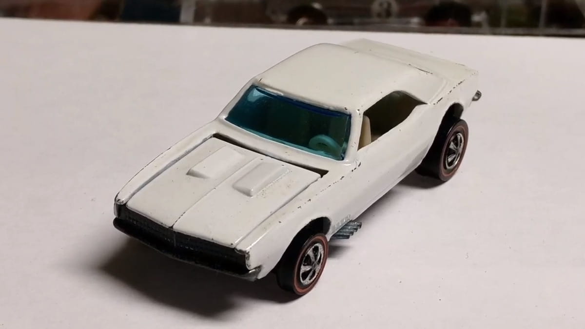 White Custom Camaro From 1968 - $3,000