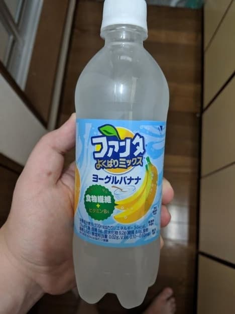 Yogurt Banana Fanta Soda