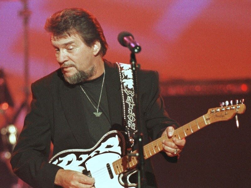 Waylon Jennings (deceased – $7 Million)