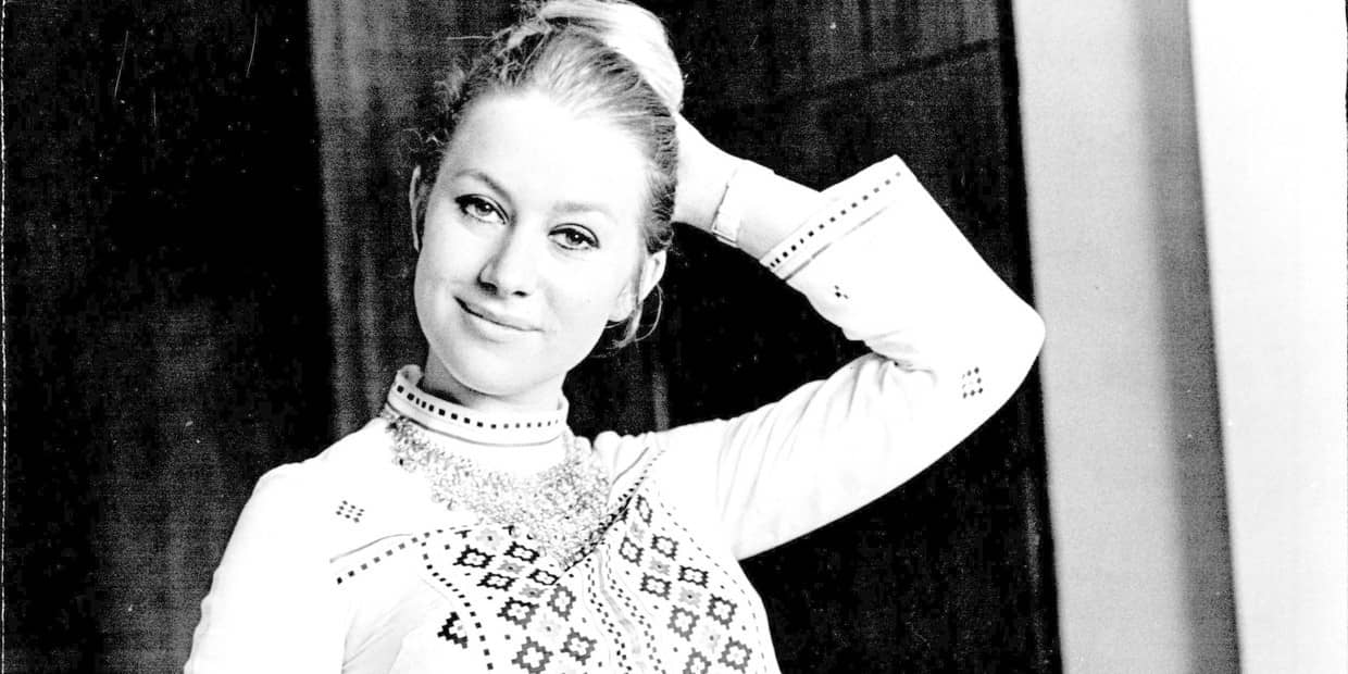 Let's Take A Look At The Most Sought After Photos Of Helen Mirren