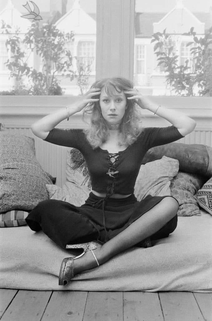 Helen Mirren In A Photo Shoot (1975)