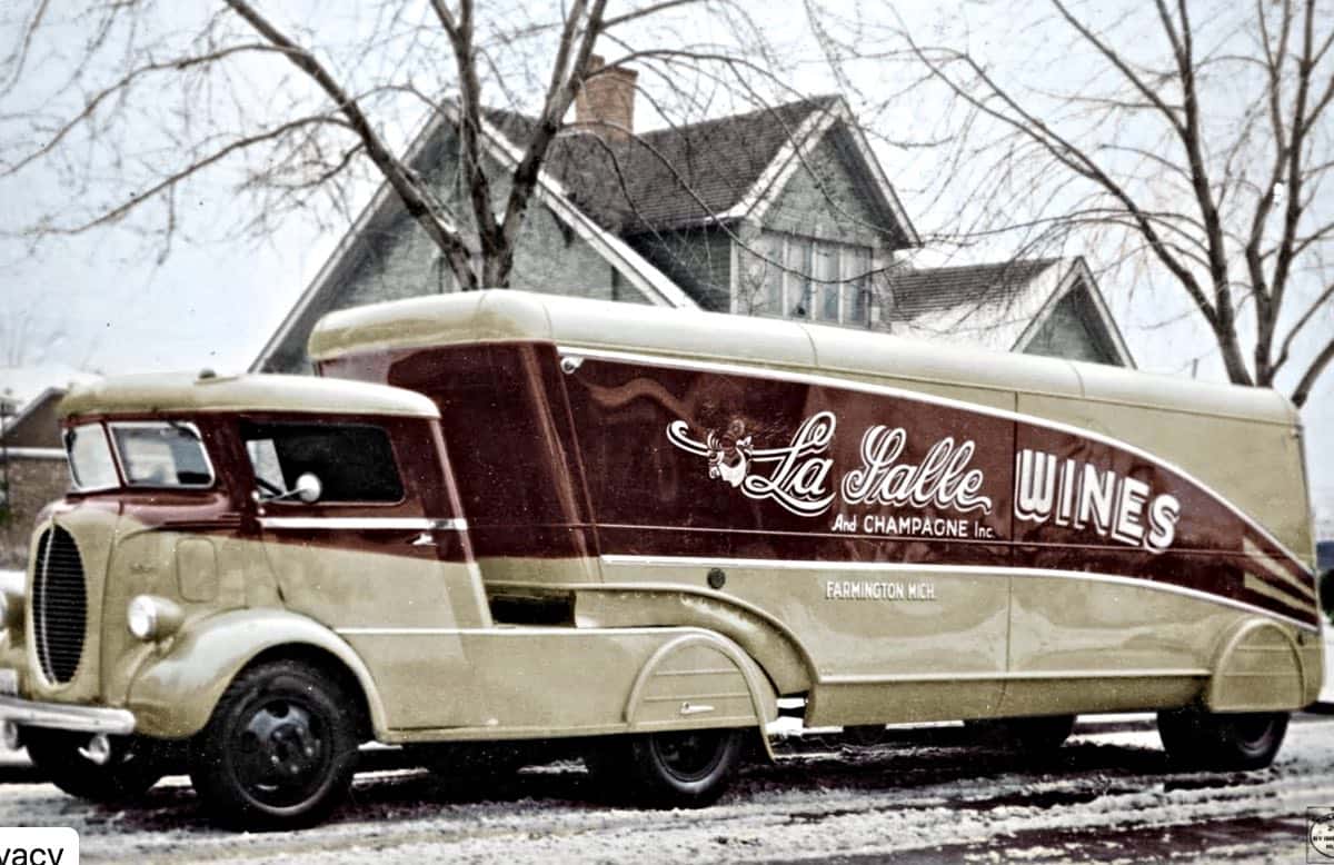 1939 La Salle Wines And Champagne Delivery Truck