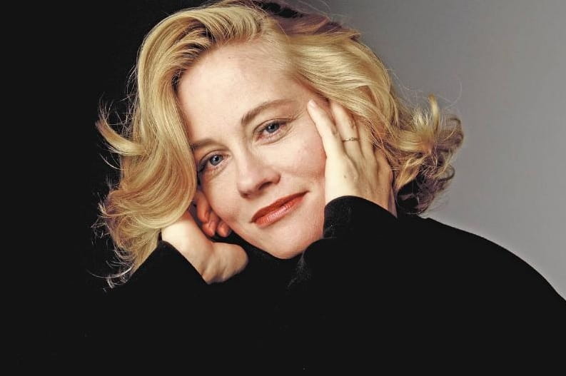 Cybill Shepherd Then