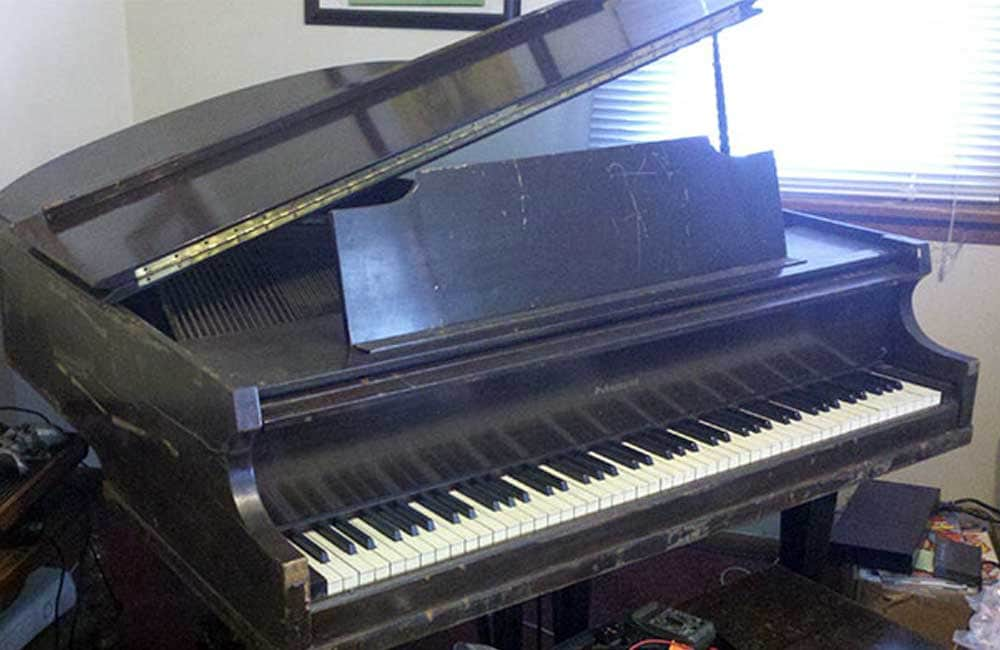 Vintage 1939 Schumann Piano