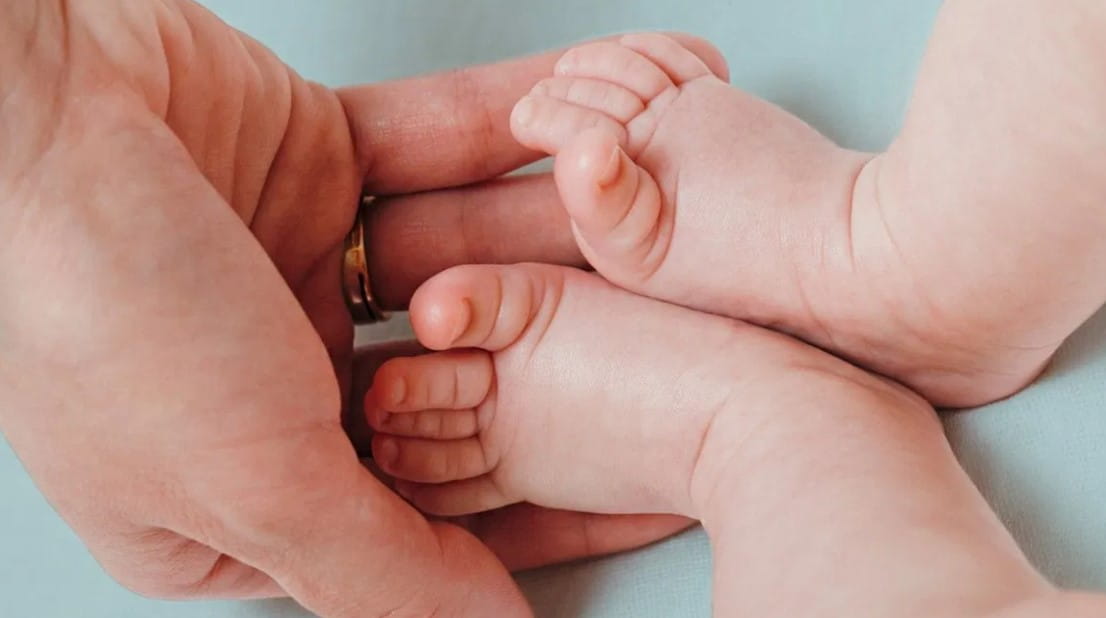 Os bebês têm partes do corpo superdimensionadas