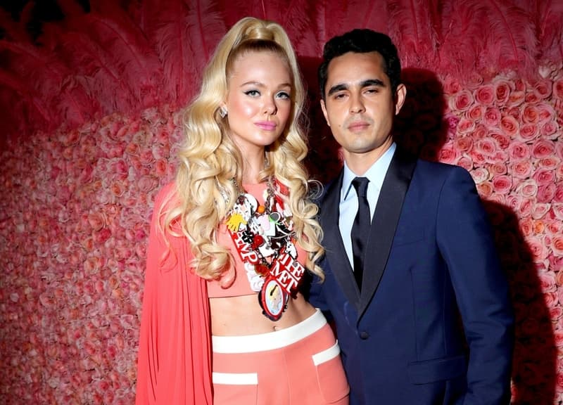 Elle Fanning And Max Minghella