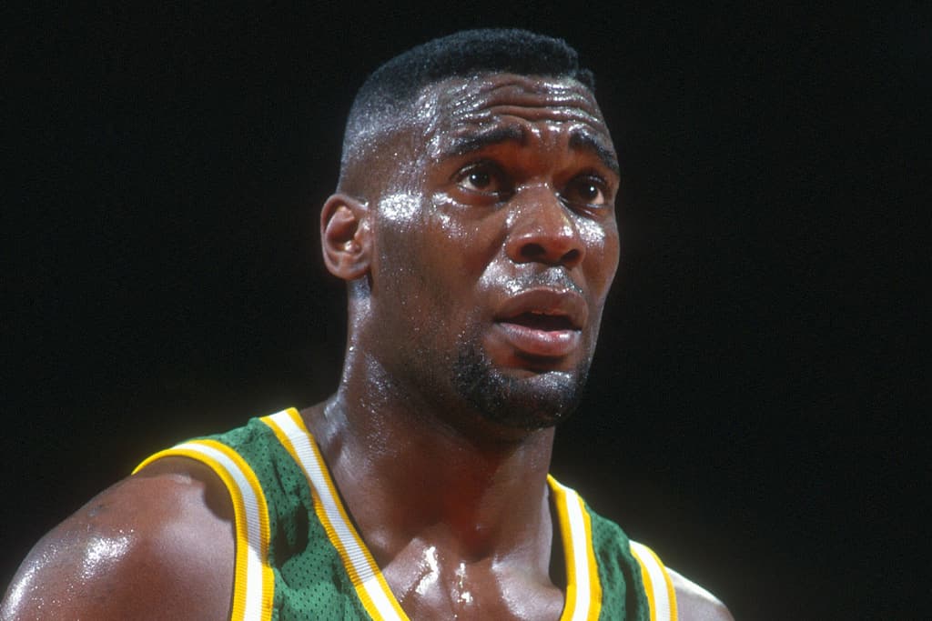 Shawn Kemp – Sports Bar Owner