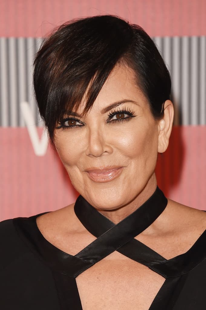 Kris Jenner e la sua frangia laterale