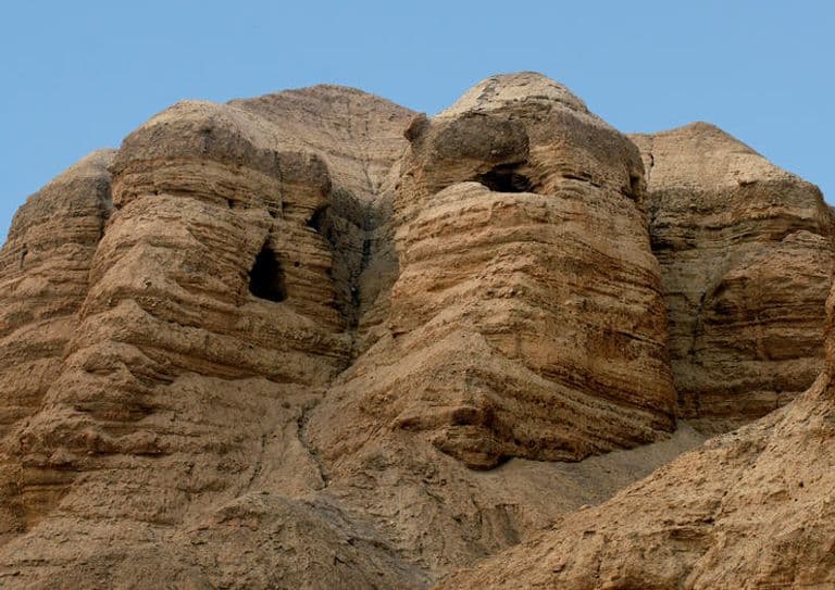 The Qumran Caves