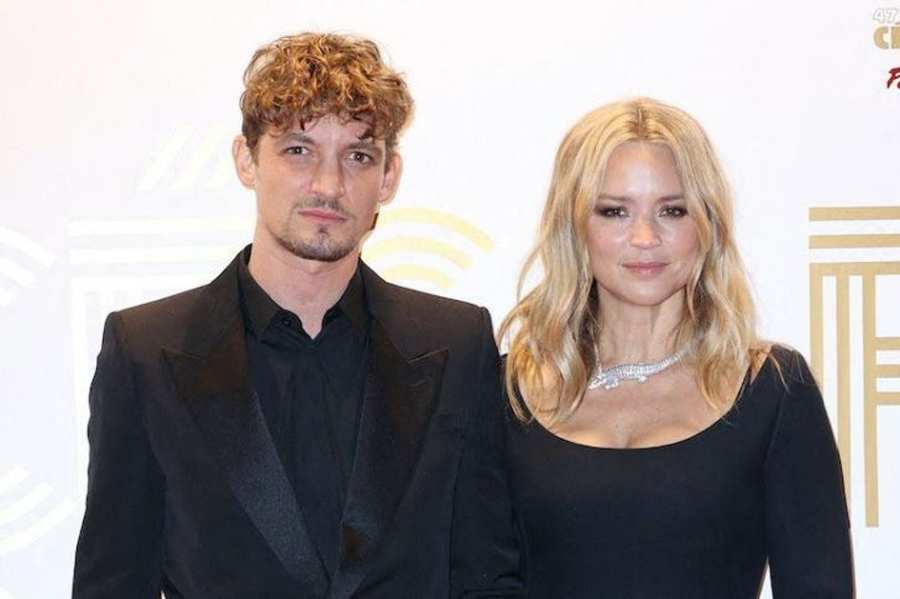 VIRGINIE EFIRA ET NIELS SCHNEIDER