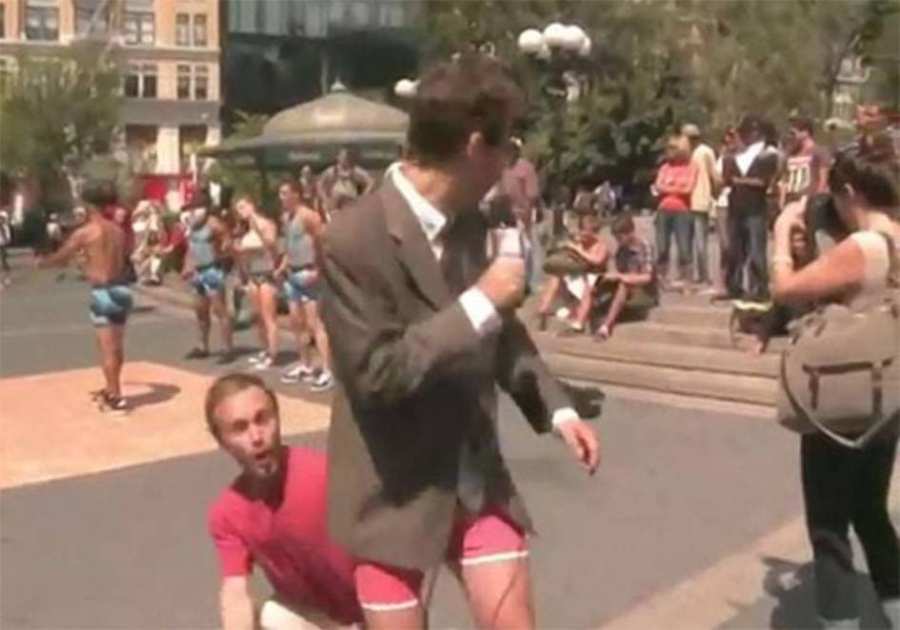 QUELLE EST LA PIRE CHOSE QUI POURRAIT ARRIVER A L’ECRAN ?